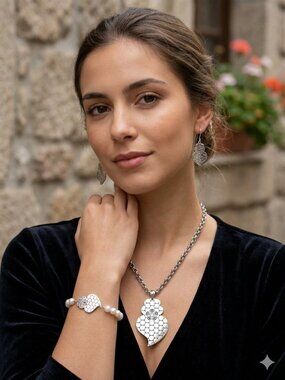 Heart of Viana Jewelry Set